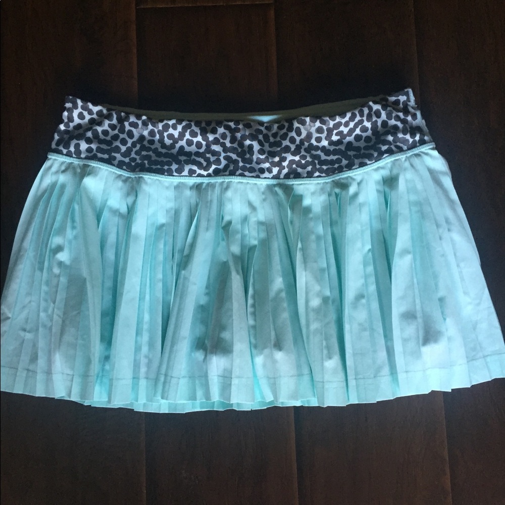Lululemon Pleat to Street skirt